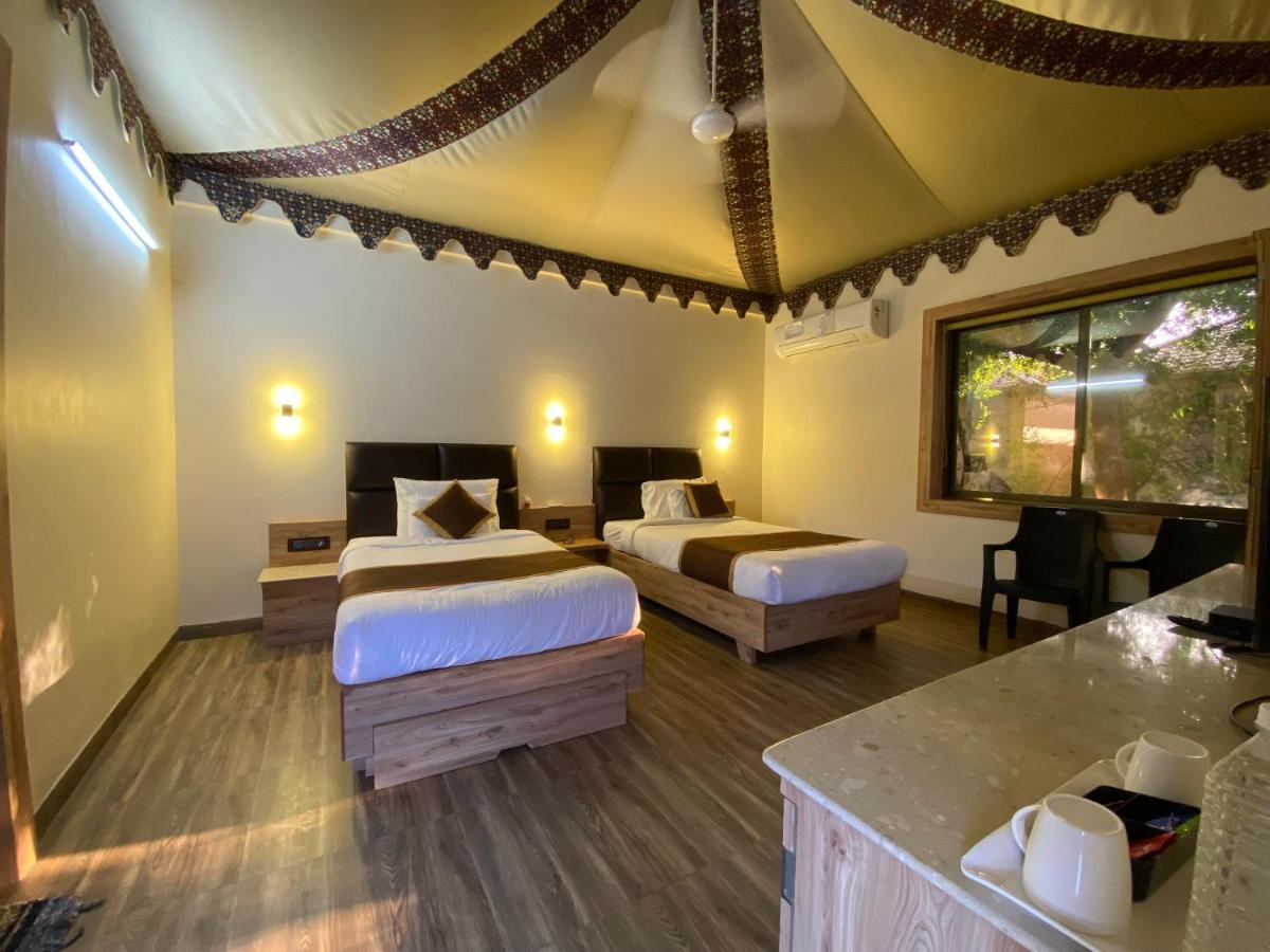 City The Village Beach Resort Laeja 外观 照片